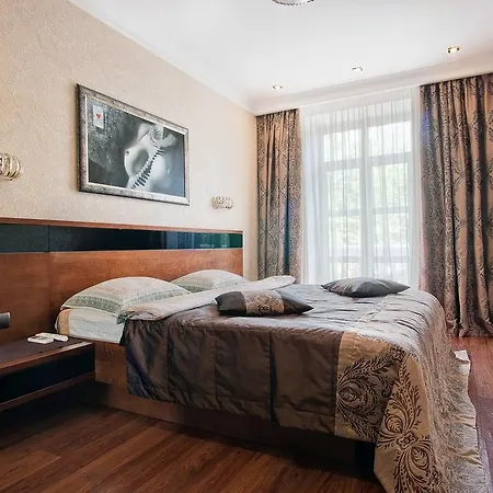 Vip Hatka Apartment